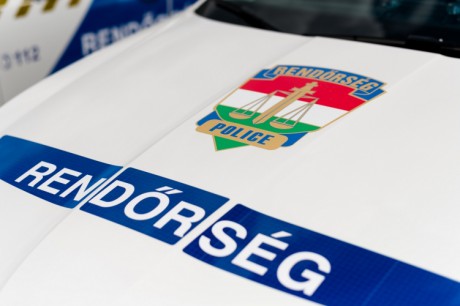 Focus on the road: Az útra figyeljen vezetés közben, érjen haza biztonságban!