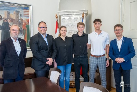 Sikeres fiatal öttusázók a Városházán - remek idényt tudhatnak maguk mögött