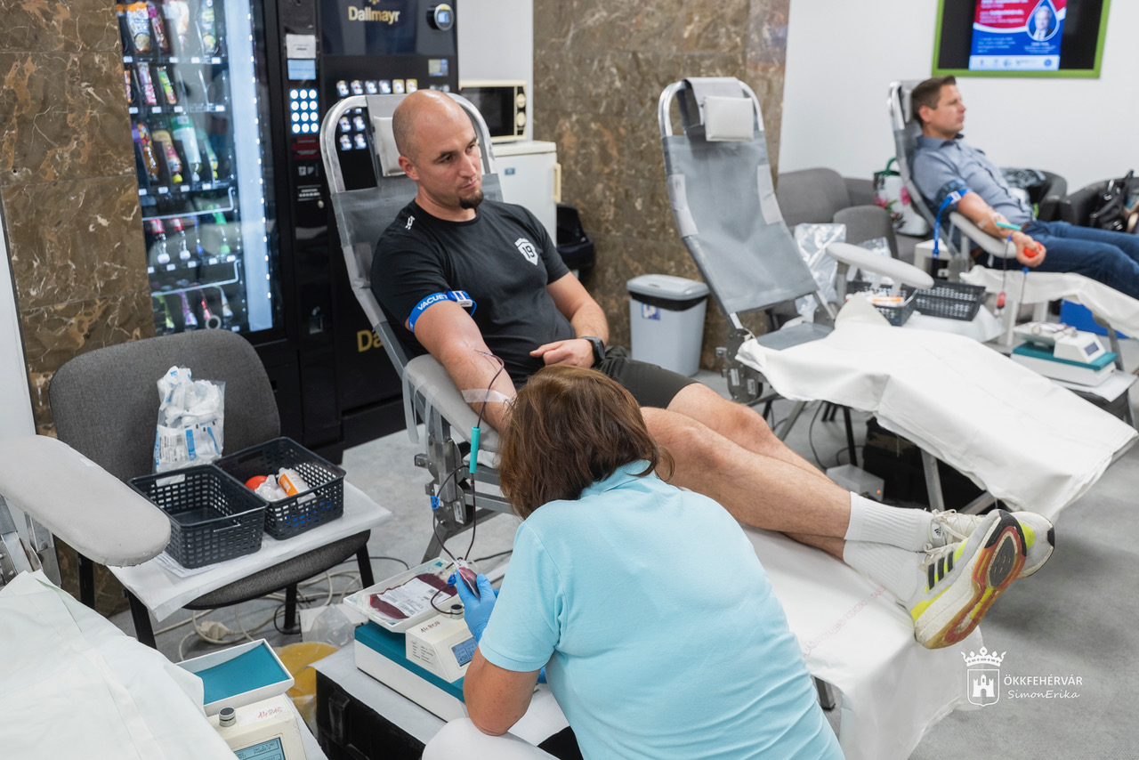 Fontos, hogy önzetlenül segítsünk! - Fehérváron rajtolt a XIII. Civil Véradás
