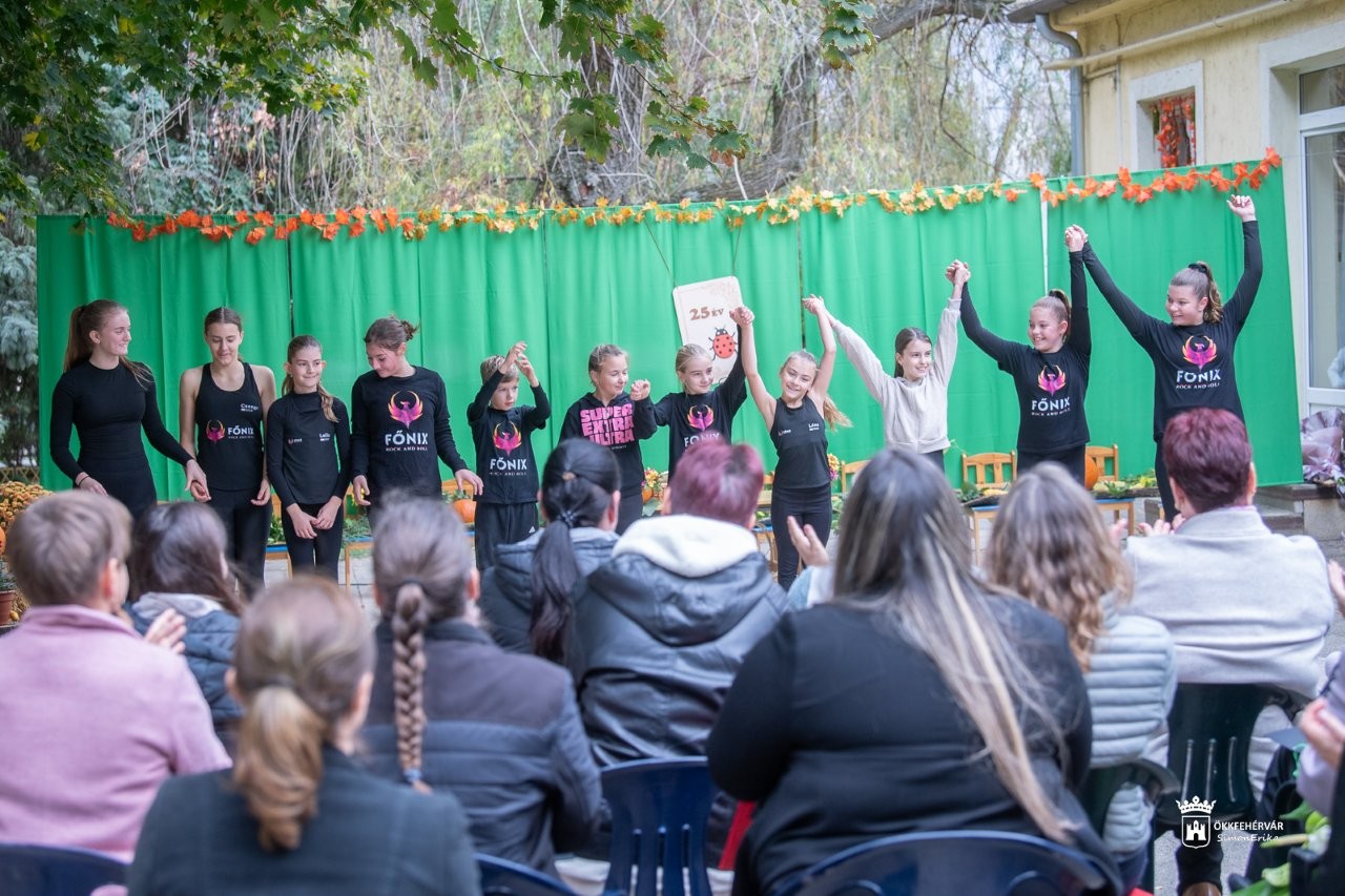 Isten éltesse a Hétpettyes Óvodát! – 25 éves fennállását ünnepelte az intézmény