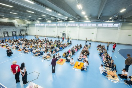 Bárhol, bármikor szükség lehet Rád! – két fehérvári iskolában oktatták az újraélesztést