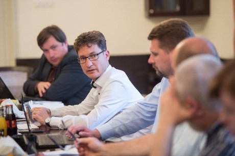 Online fogadóórát tart szerdán Székesfehérvár polgármestere