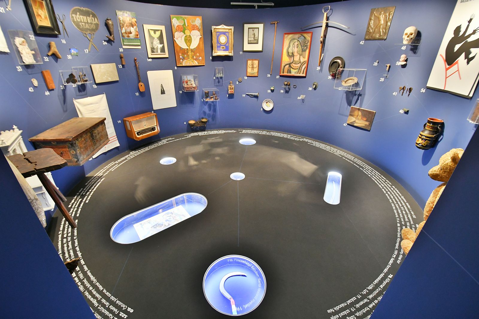 Felfedező kalandjátékok minden korosztálynak az Egy múzeum tekintete kiállításon