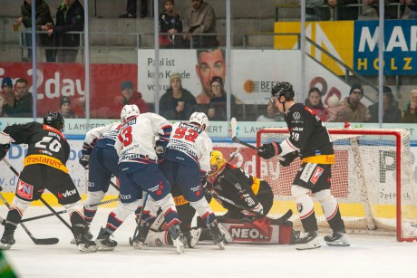 Edzőváltás után idegenbeli győzelemmel kezdett a Hydro Fehérvár AV19