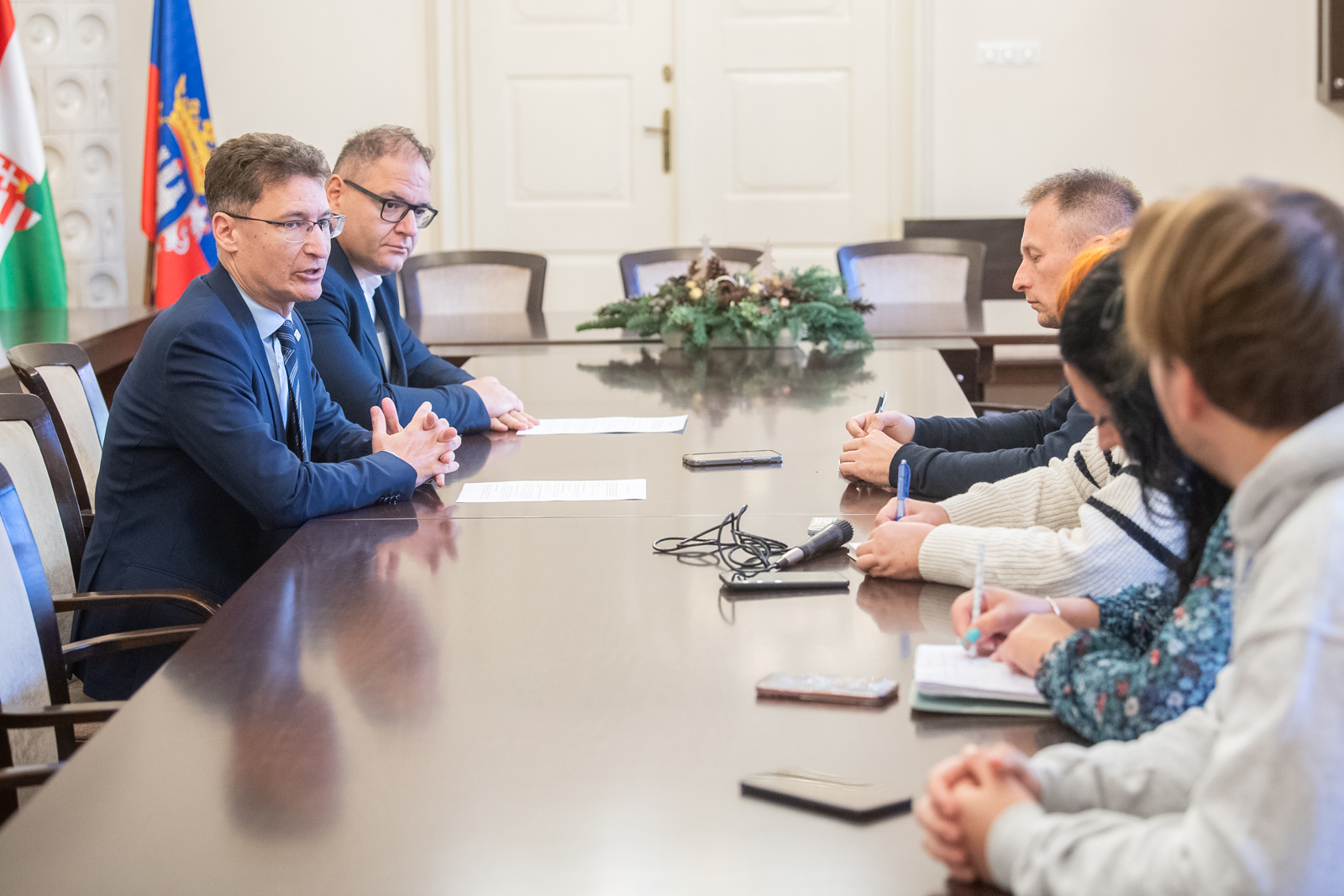 Emelkednek januártól a Székesfehérvár által nyújtott, családokat, időseket, tanulókat segítő támogatások