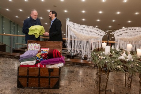 Lezárult a Hozz egy meleg takarót! kampány a Vörösmarty Színházban
