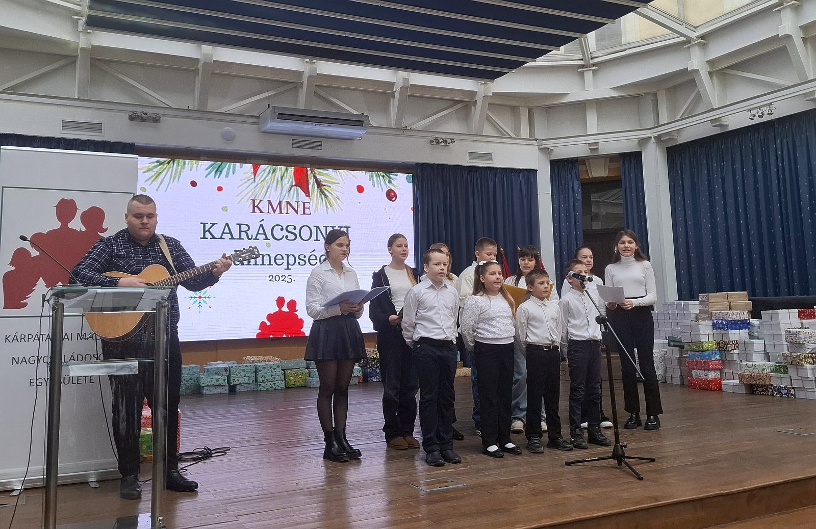 Fehérvári karácsonyi misszió Kárpátalján - 167 családot támogattak idén