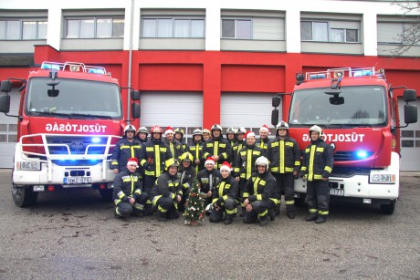 Akik az ünnepek alatt is dolgoznak - szenteste 179 tűzoltói beavatkozásra volt szükség