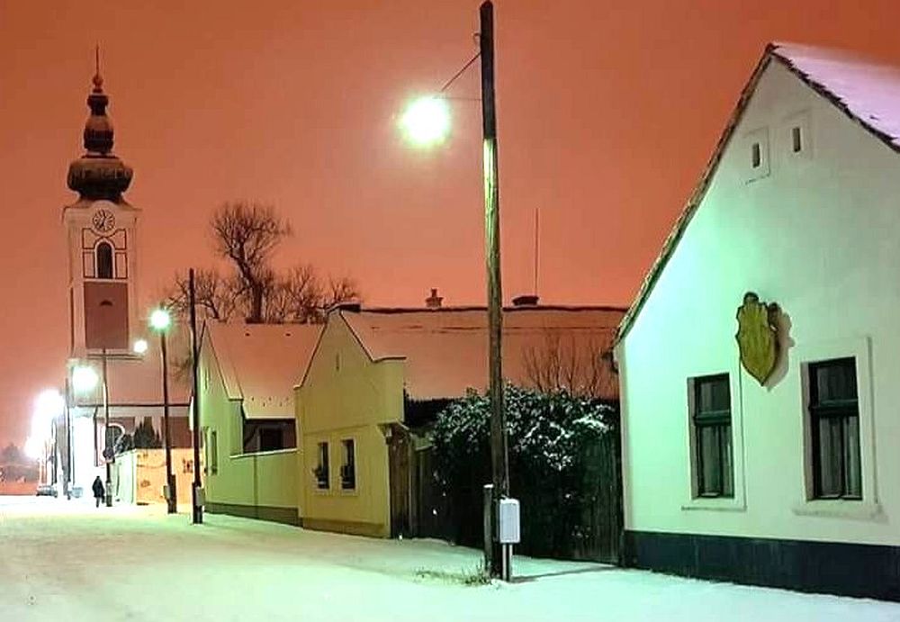 Vecsernyével és tűzgyújtással ünneplik Fehérváron az ortodox szentestét