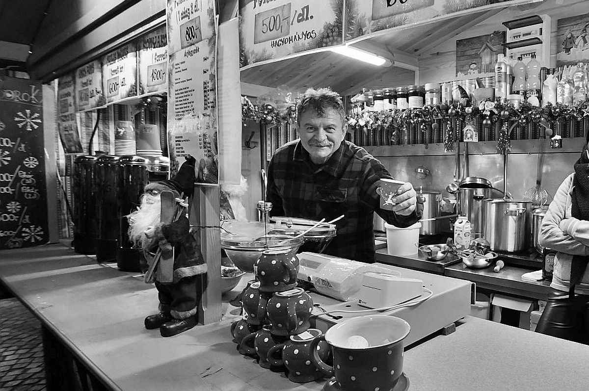 Elhunyt Pamminger Ede a város gasztronómiai életének vidám mosolya
