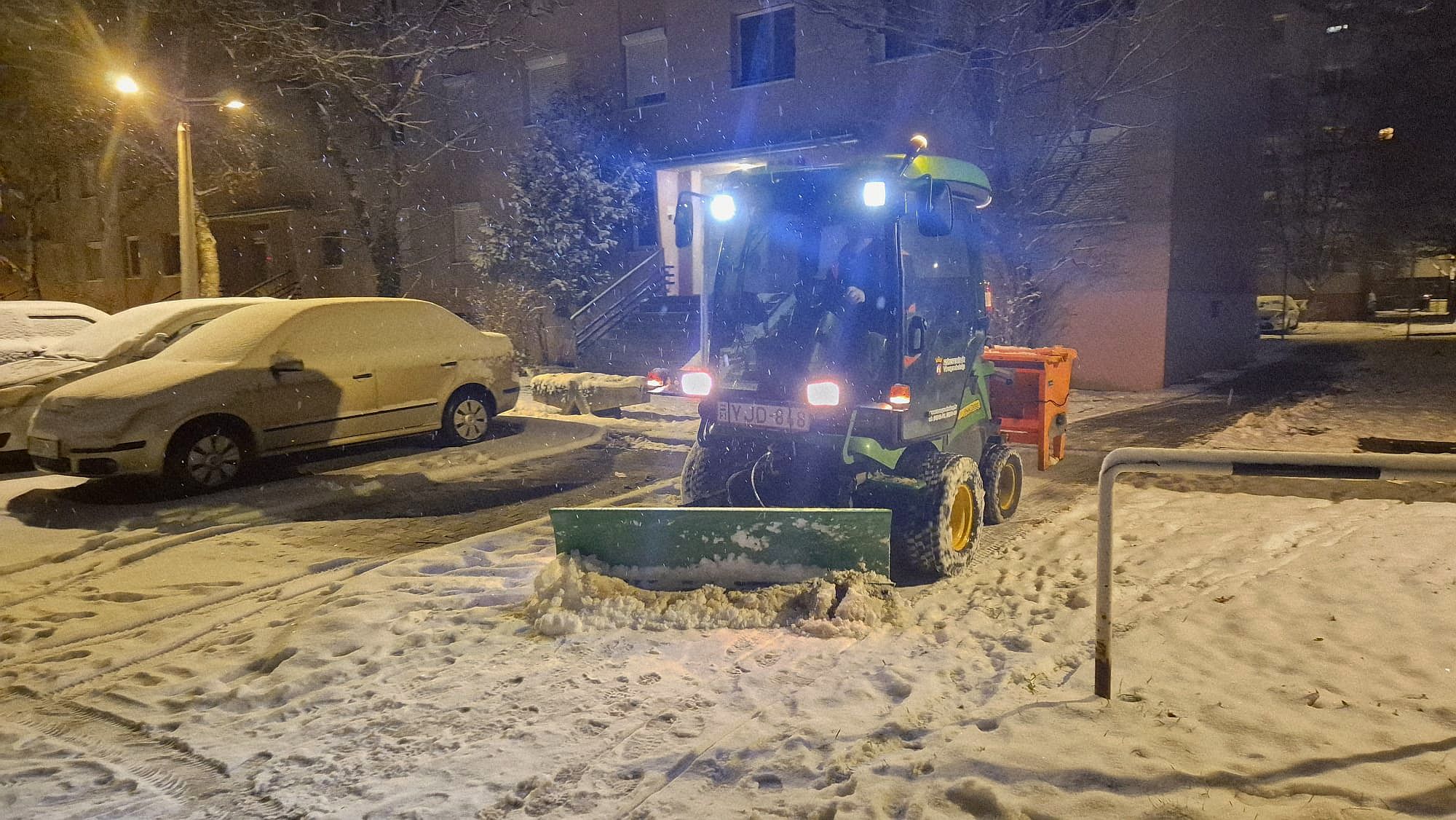 Fokozott óvatosságra és egymás iránti odafigyelésre kér mindenkit Fehérvár polgármestere