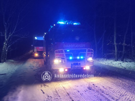 Marad a télies időjárás, hófúvásra is számítani lehet - figyelmeztet a Katasztrófavédelem