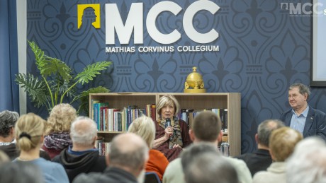 Elhivatottság, alázat és szeretet - Kudlik Júlia volt az MCC vendége