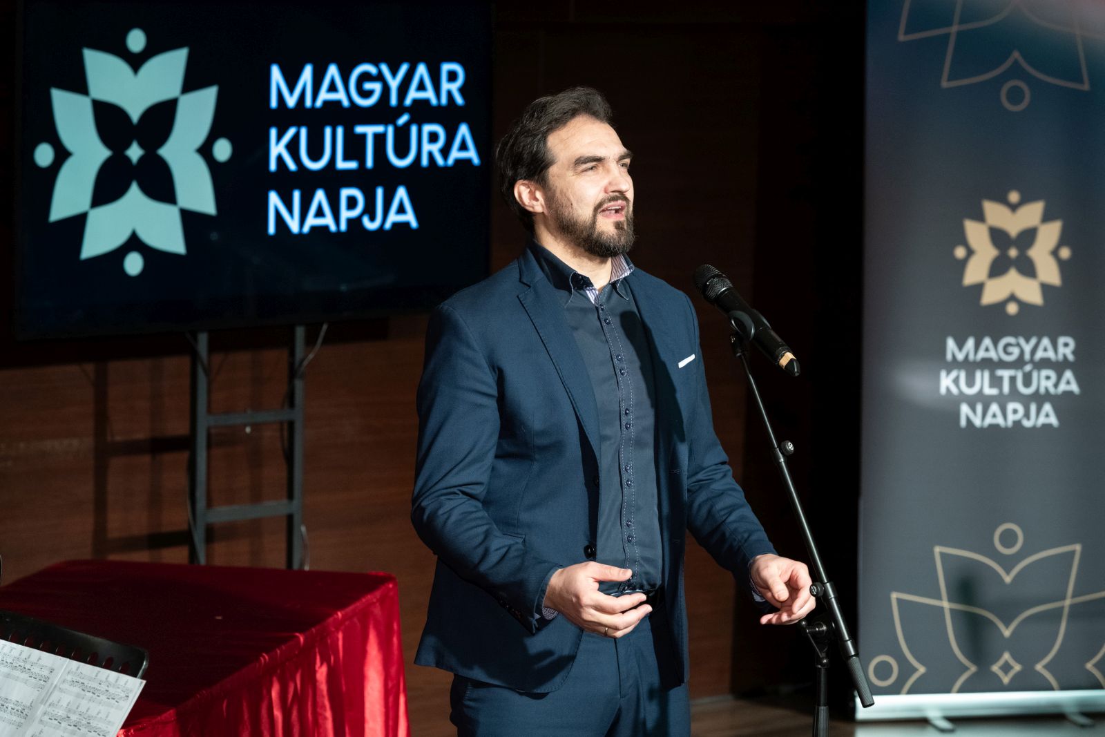 Rendkívüli elismerés a magyar kultúra megőrzéséért tevékenykedő szakembereknek