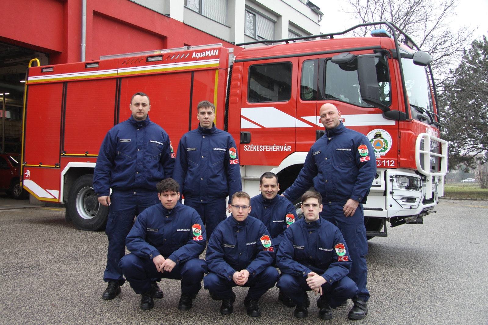 Hét újonc tűzoltó kezdi meg hivatásos szolgálatát a héten Székesfehérváron