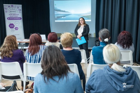 Újabb tájékoztató a Komplex szülősegítő programról február 12-én