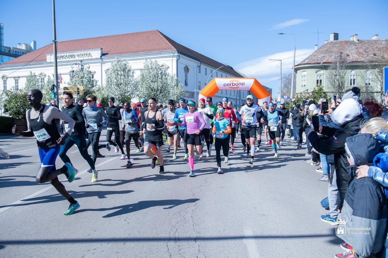 Cerbona Fehérvár Félmaraton - április 19-én, vasárnap délelőtt lesz a Belvárosban