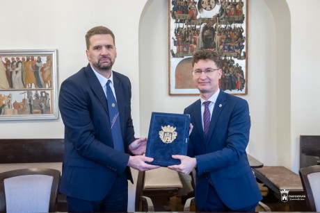 Költségvetés 2026. - útfelújítások, béremelések, stabil működés