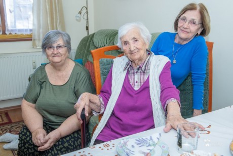 Szeretetben megélt 95 év - Isten éltesse Marika nénit!