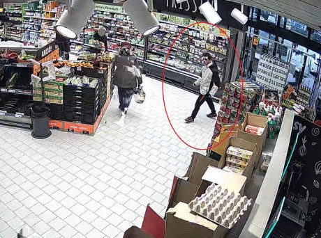 Tolvajt keresnek a rendőrök - pénztárcát lopott Fehérváron