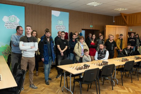 Fejér minden pontjáról érkeztek versenyzők a Maroshegy-kupa sakkversenyre