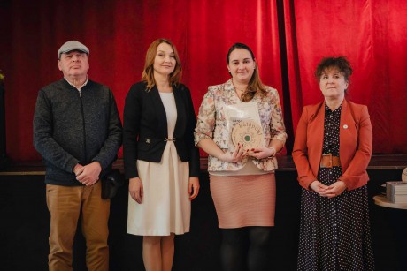 Közösségépítő munkájáért Látópont címet nyert a Gárdonyi Géza Művelődési Ház