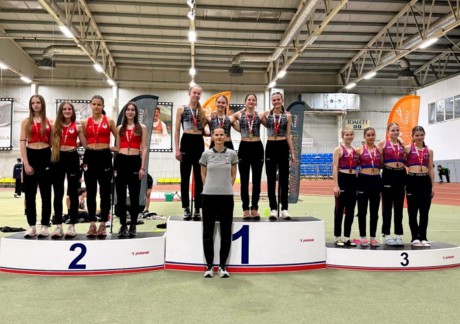 Bajnoki címekkel zárta az ARAK a fedett pályás versenyszezont