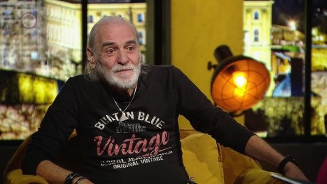 Közönségtalálkozó Fehérváron a magyar könnyűzene legismertebb dalszövegírójával