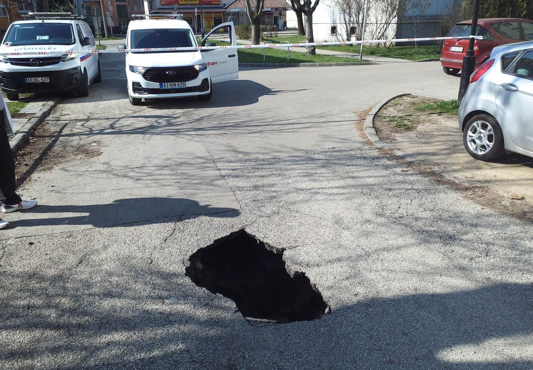 Feloldották az útzárat a Lövölde utca 23. mögötti szervizúton