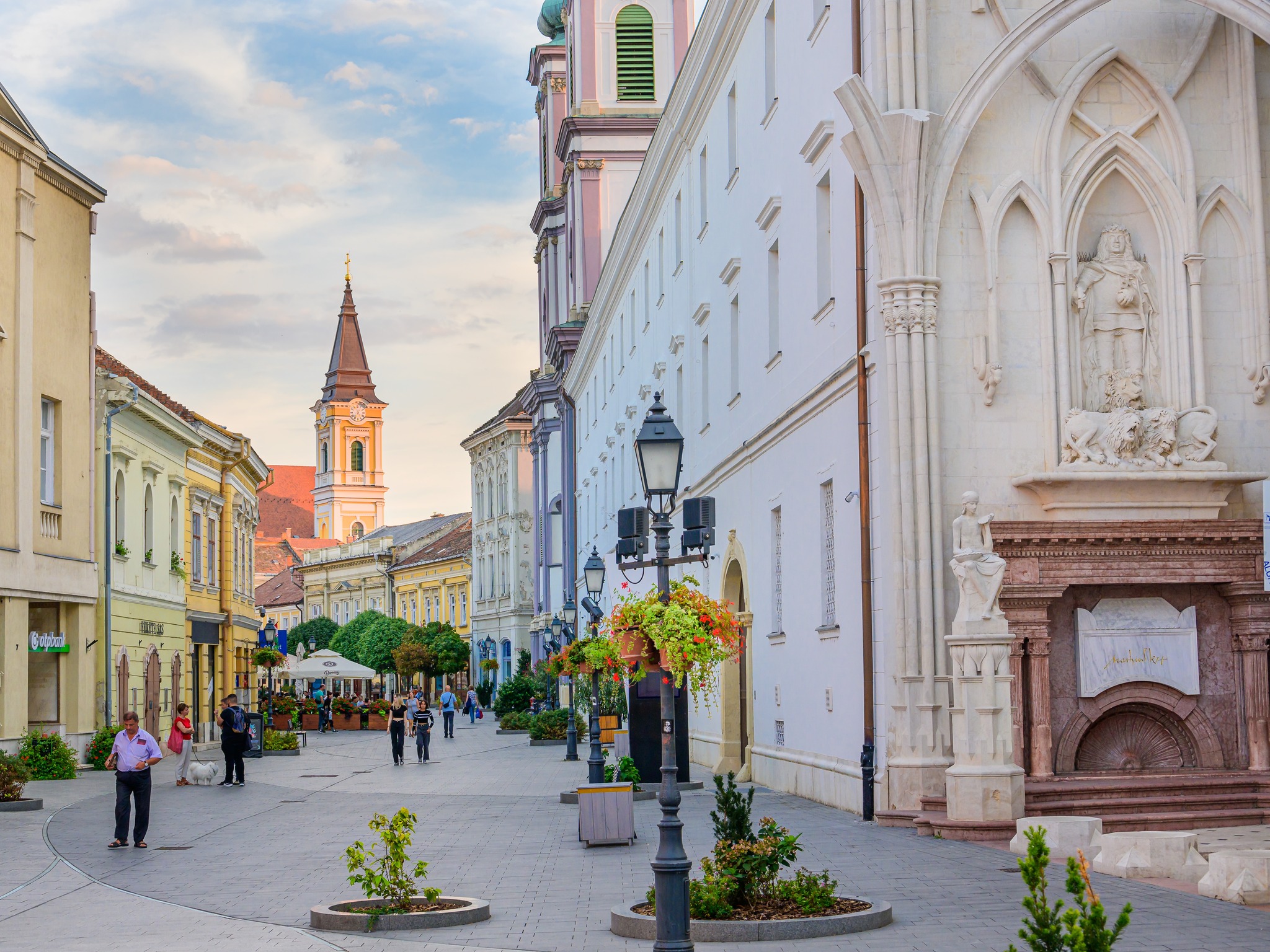 Város ünnepi díszben – ismeretterjesztő séta 80 éves emlékek nyomán szombaton a Belvárosban
