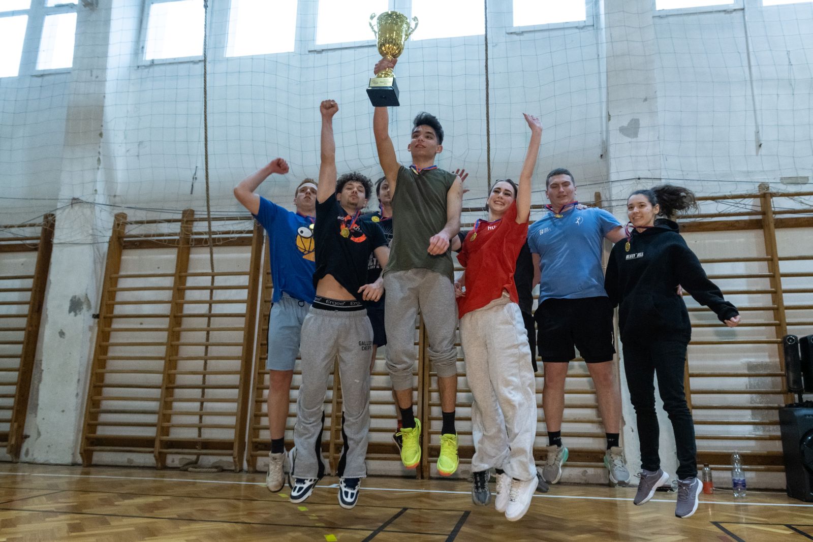 Idén is az Ultrák nyerték a Székesfehérvári Diáktanács 24 órás Röplabda Kupáját