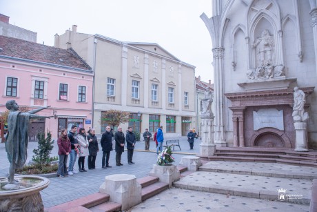 562 éve koronázták meg Hunyadi Mátyást Székesfehérváron