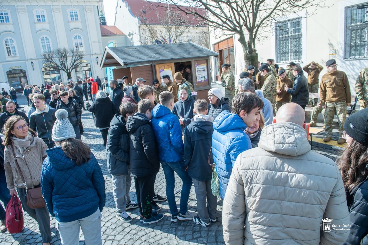 Megnyílt és késő estig tart a Szakmák Utcája fesztivál a Belvárosban