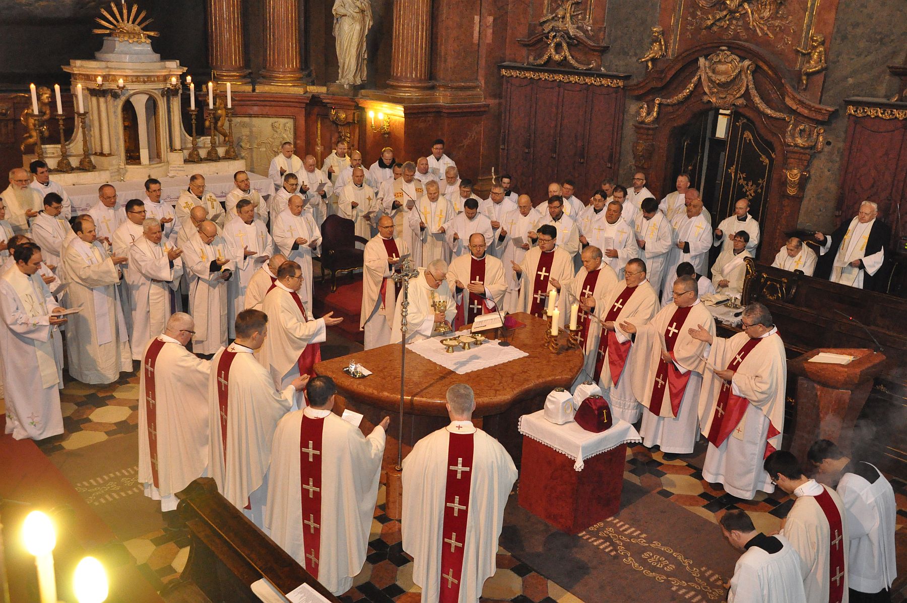 Olajszentelés és Utolsó vacsora emlékmise Nagycsütörtökön