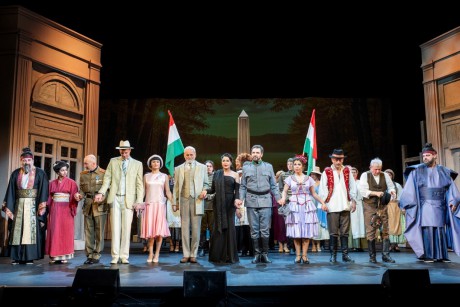 Viktória - bemutató szombaton este a Vörösmarty Színházban