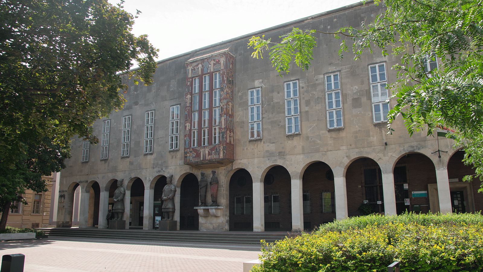 Felújítás a Csók István Képtárban - a könyvtár zavartalanul látogatható