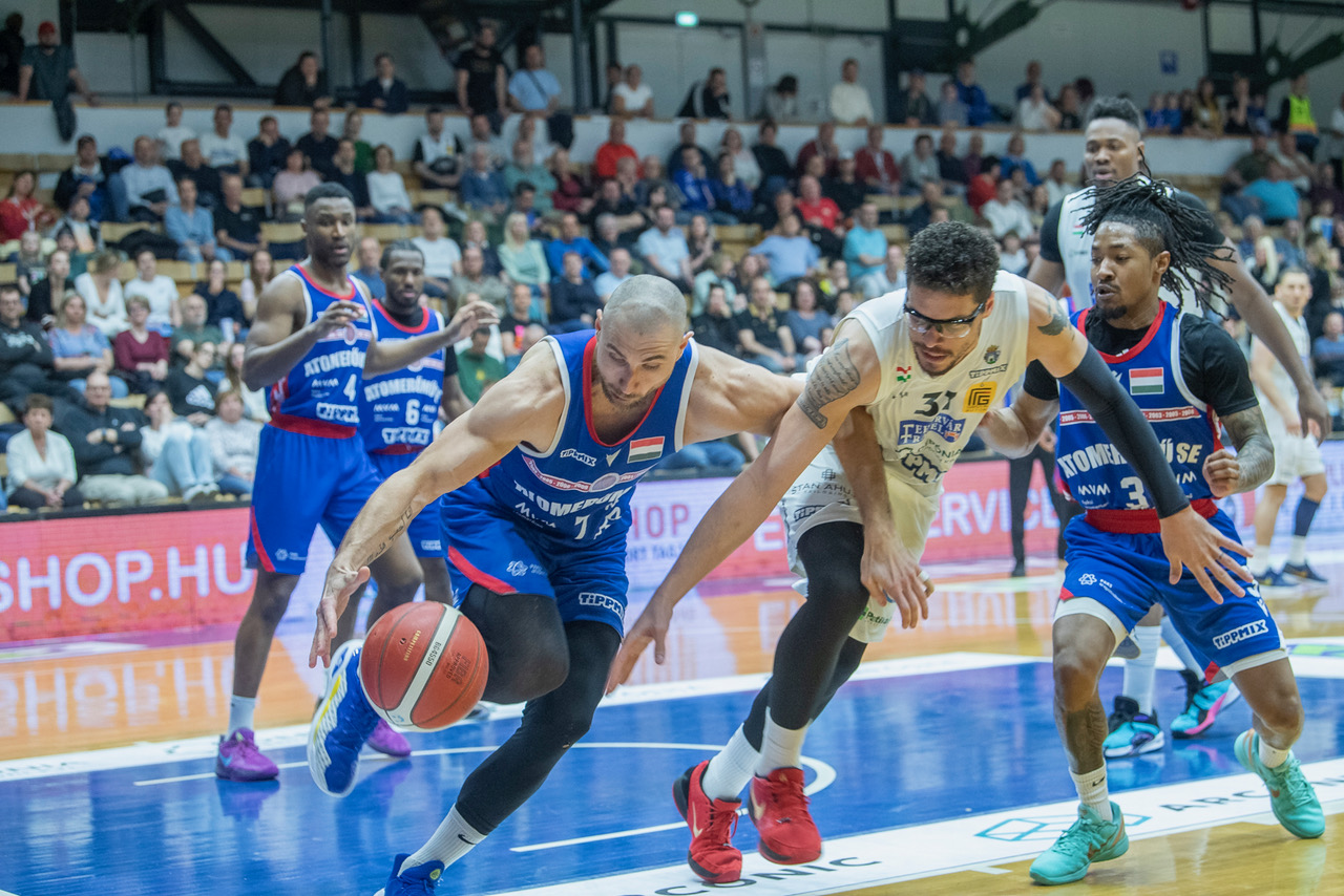 Nem tudta tartani az Alba a Paks tempóját - folytatás pénteken