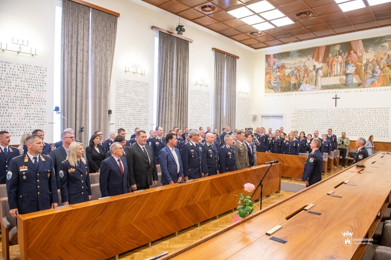 Szent Flórián-napi ünnepi állománygyűlés - átadták a Székesfehérvár Közbiztonságáért díjat