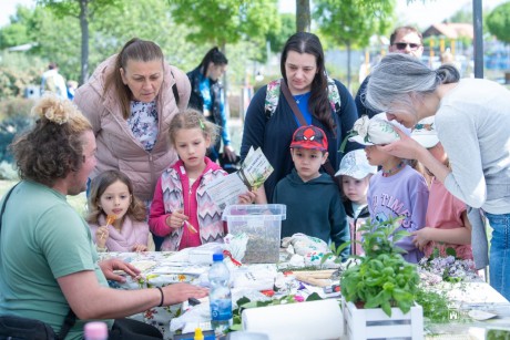 Szikrázó napsütés, mesejátékok, szemléletformálás és környezetvédelem