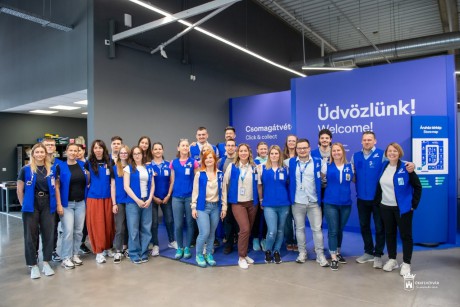 200 millió forintos felújítással ünnepelte 20 éves fehérvári áruházát a Decathlon