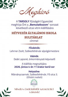 A Hétvezér iskola sulitárlata mutatkozik be a Fő utcai vitrinkiállításon