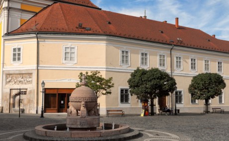 Szeretlek mindhalálig nemzetem! – a székesfehérvári Egyházmegyei Múzeumban folytatódik az Emlékparki Nyár