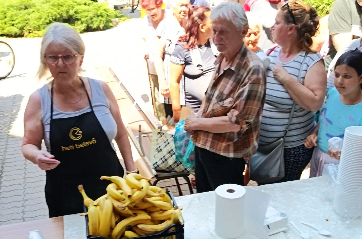 Fehérvári Heti Betevő – ételosztás és támogató party