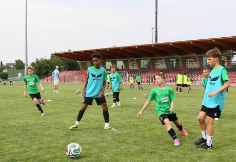 Főnix Gold FC tehetség kapott meghívást a Real Betis sevillai nemzetközi táborába