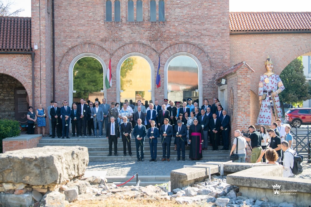 Szent István hagyatéka ma is része a mindennapjainknak - megnyitott az Osszárium