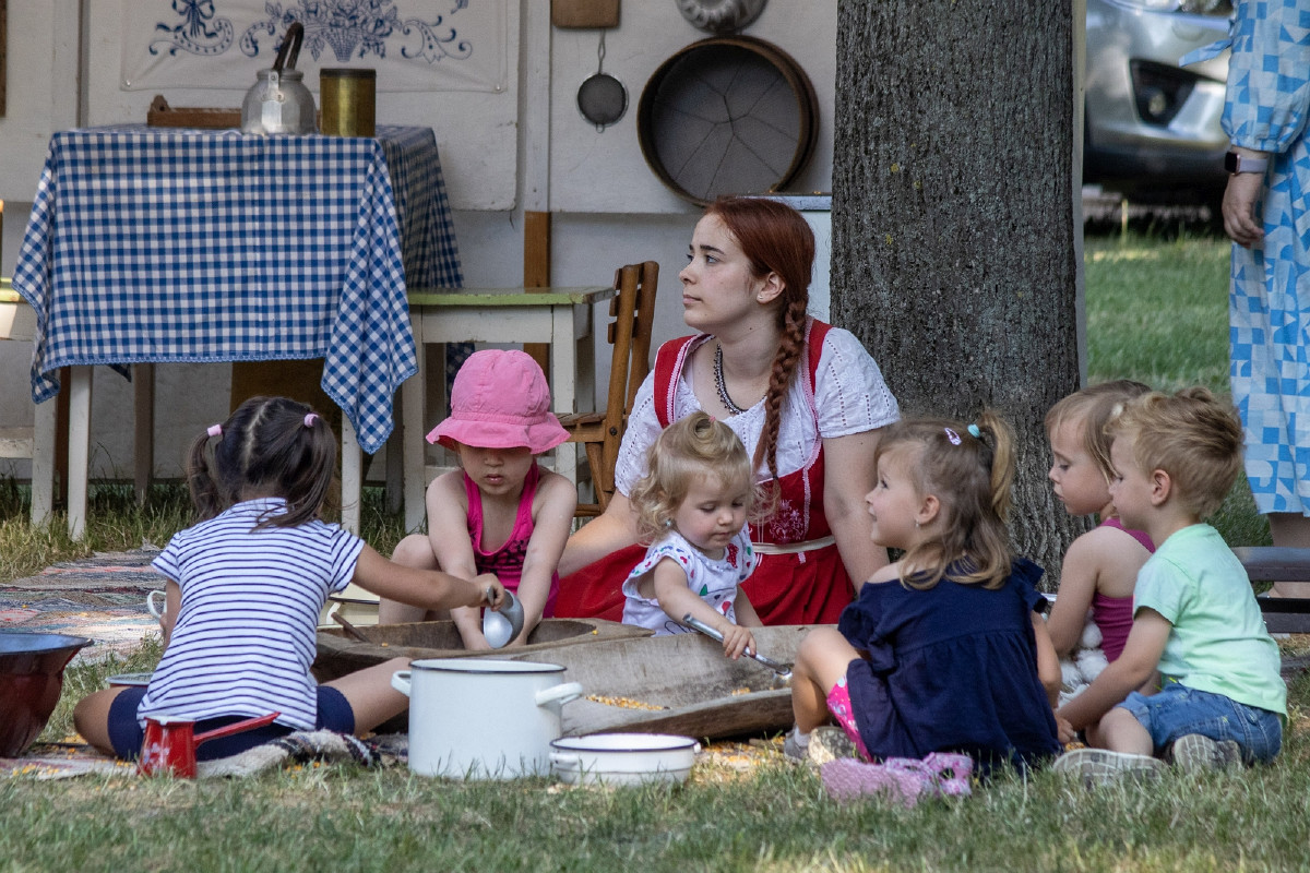 Szöcskepark, koncert, sok játék – Béke téri piknik vasárnap