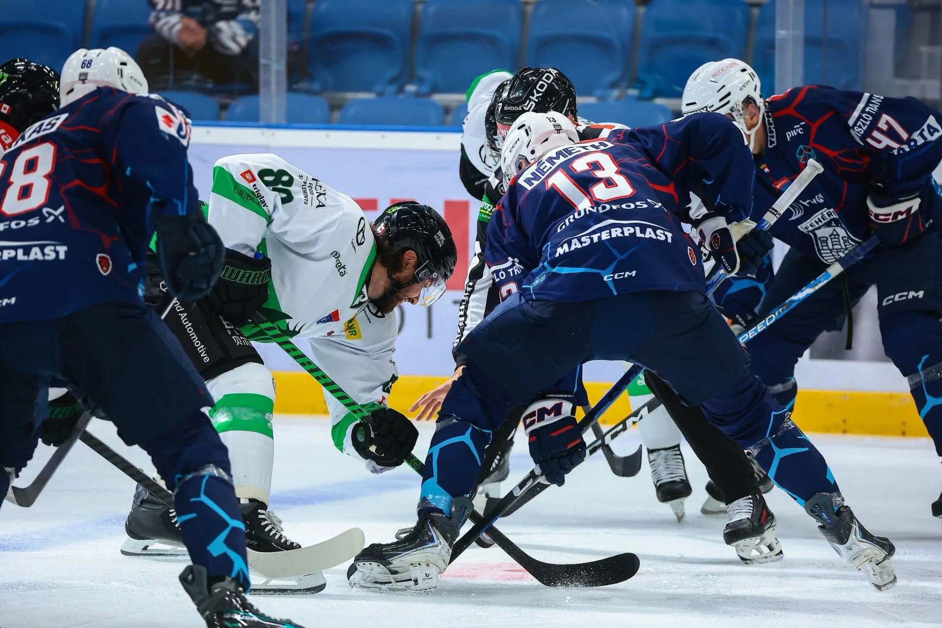 Otthon kapott ki a Volán az Olimpijától az ICEHL-ben