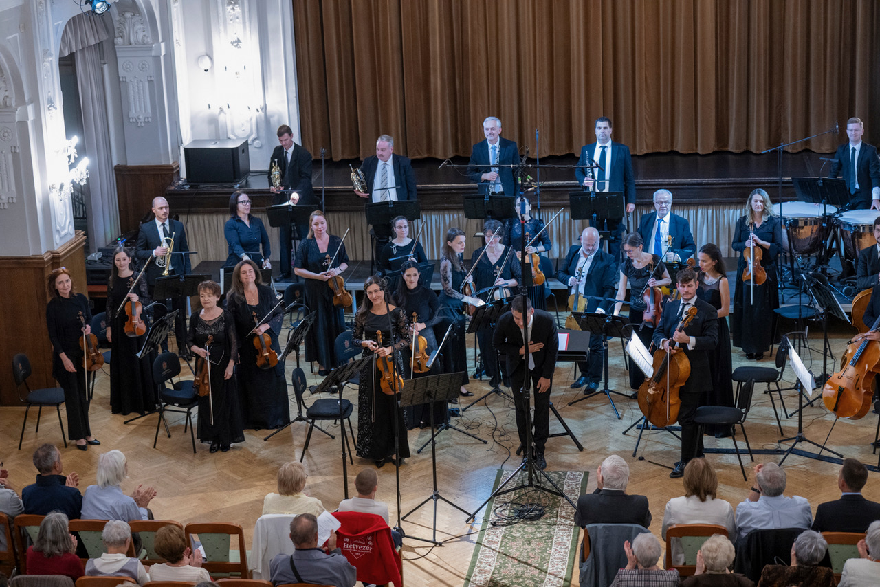 Mozart-esttel indította a Somorjai-bérletet az Alba Regia Szimfonikus Zenekar