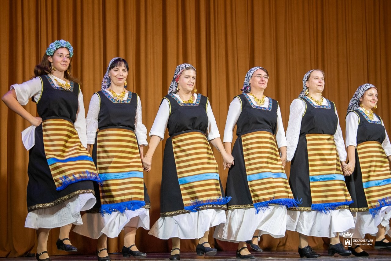 Tíz évvel ezelőtt indult el Székesfehérváron a görög táncházmozgalom