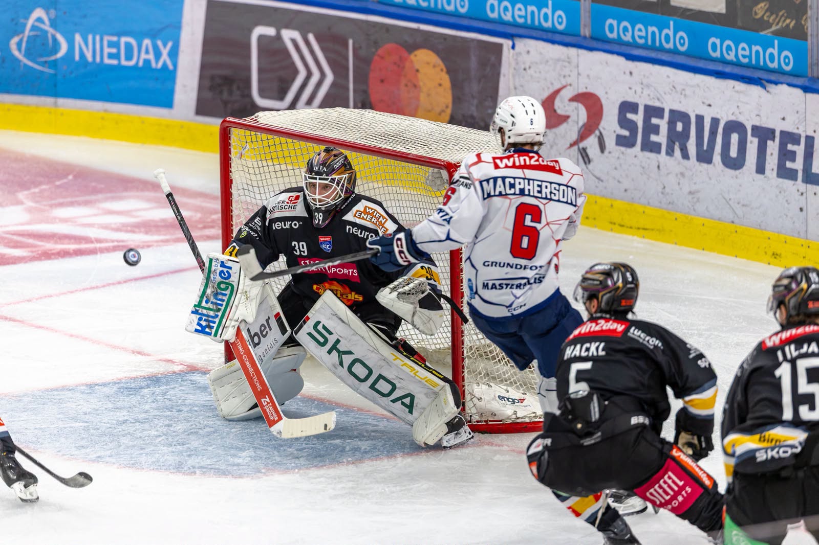 Változik két Vienna Capitals elleni mérkőzés időpontja is az ICEHL-ben